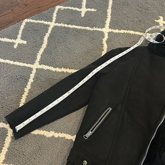 H&M FAUX FUR-LINED BIKER JACKET - Picture 14 of 15